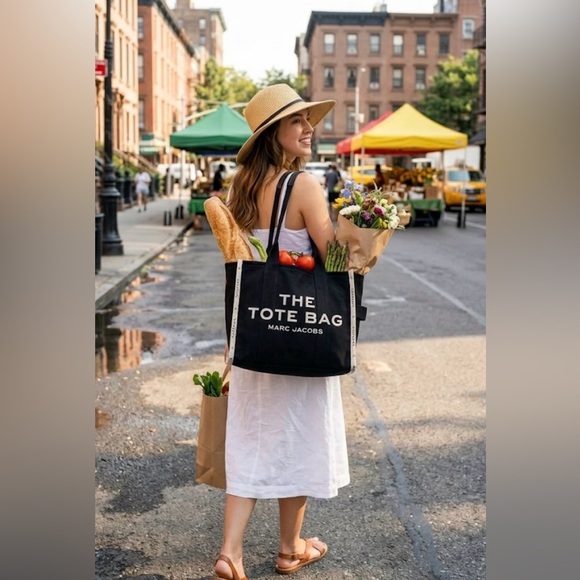 MARC JACOBS Large Black Jacquard Tote, Branded Dust Bag NWOT - Picture 3 of 10